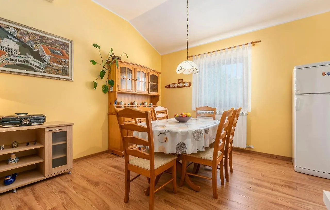 Holiday Home Fragola Tinjan Croacia